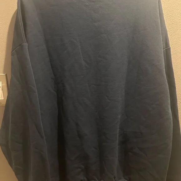 ALO Yoga Men's Deep Blue Sweater